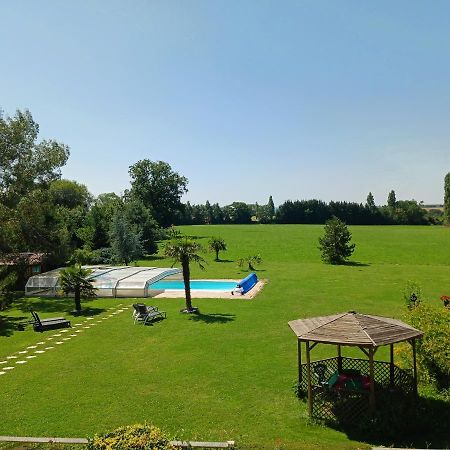 Domaine Du Clos Henri Essay Exteriör bild