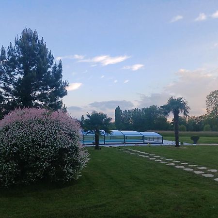Domaine Du Clos Henri Essay Exteriör bild