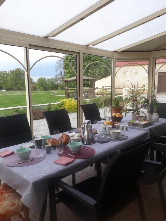 Domaine Du Clos Henri Essay Exteriör bild